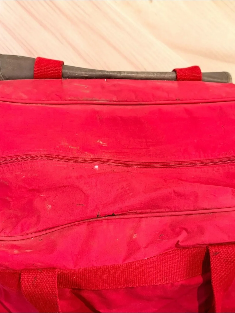 Vintage Marlboro Country Store Travel Duffle Bag Red Leather Straps Plaid Lined